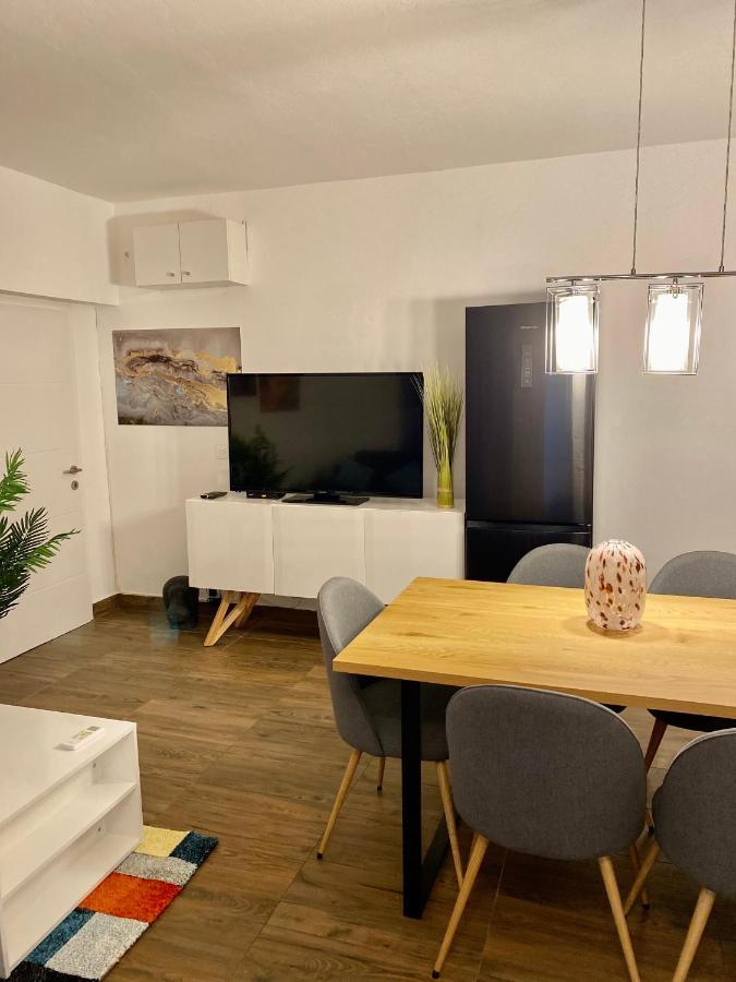 Apartments Stara Baška Buitenkant foto